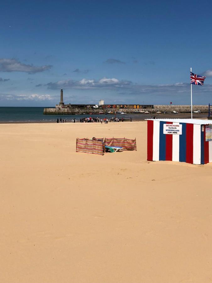 Kiss Me Quick Sea Views Private Driveway Apartamento Margate Exterior foto